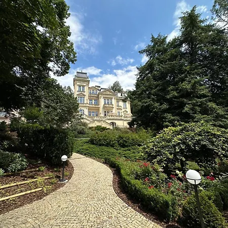 Julius A Emma - Luxury Boutique Retreat Карловы Вары