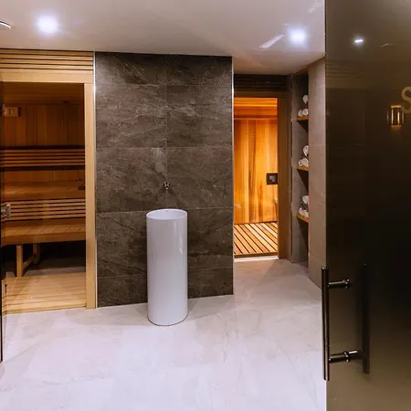 Julius A Emma - Luxury Boutique Retreat 5*