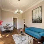 Julius A Emma - Luxury Boutique Retreat Hotel 5*