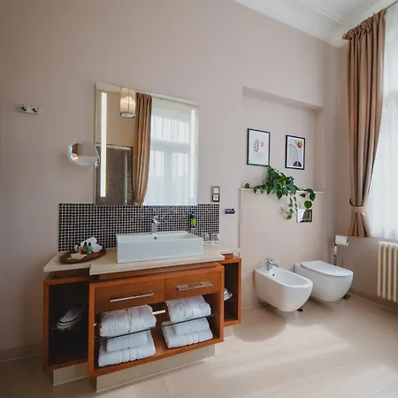 Ξενοδοχείο Julius A Emma - Luxury Boutique Retreat 5*