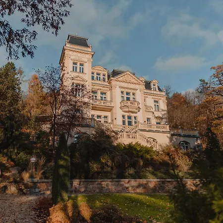 Ξενοδοχείο Julius A Emma - Luxury Boutique Retreat 5*